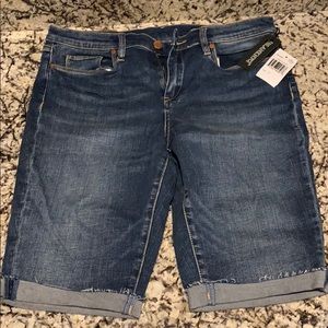 Blank NYC Vendetta Short